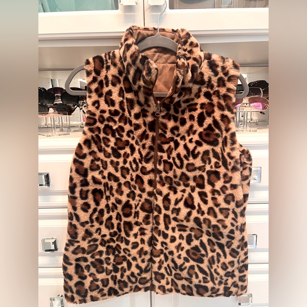 EUC - reversible vest